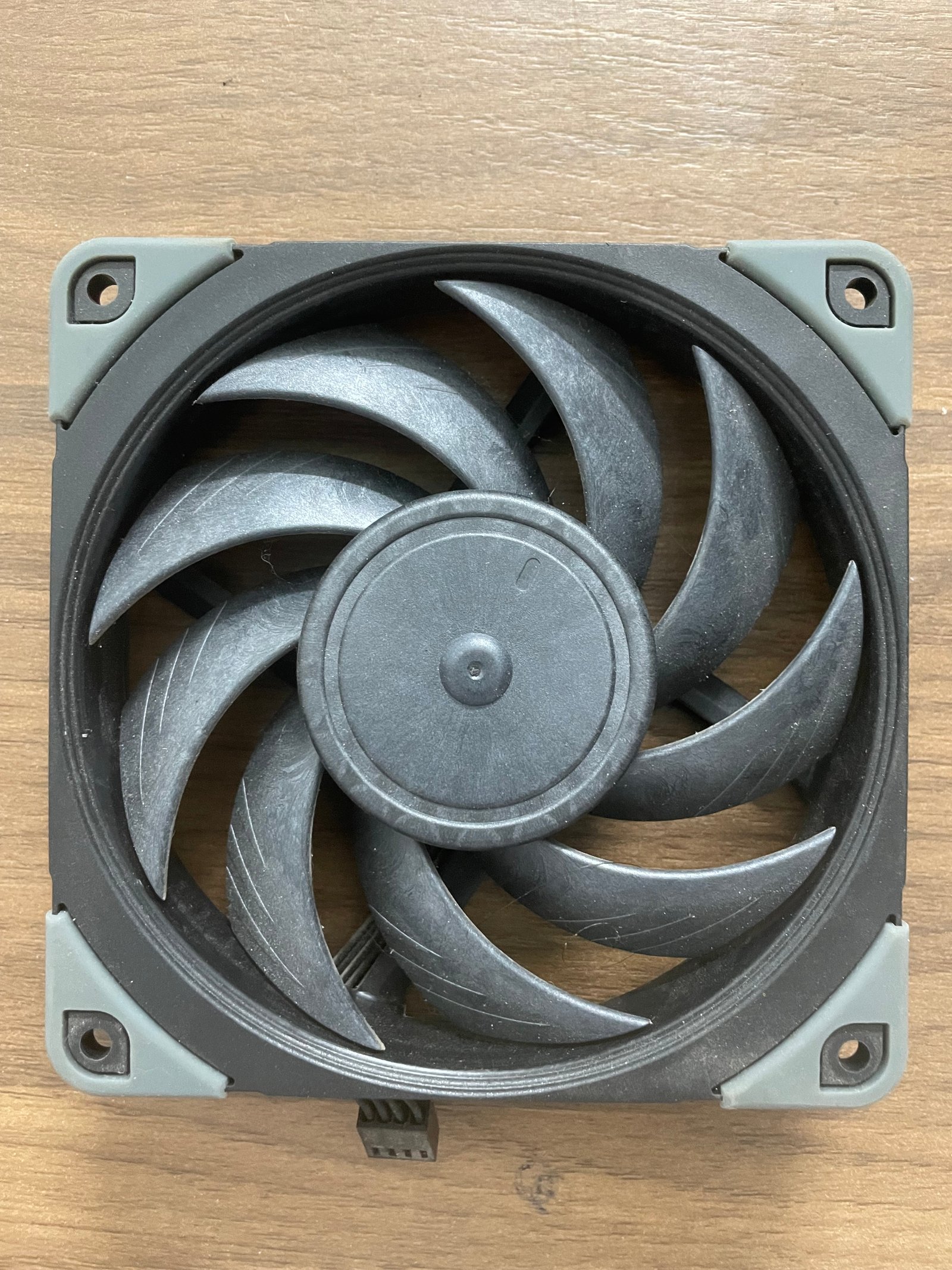 Quạt Case Chromax - ảnh 1